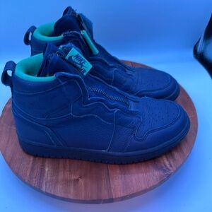 Air Jordan 1 women’s zip up shoes size 6.5